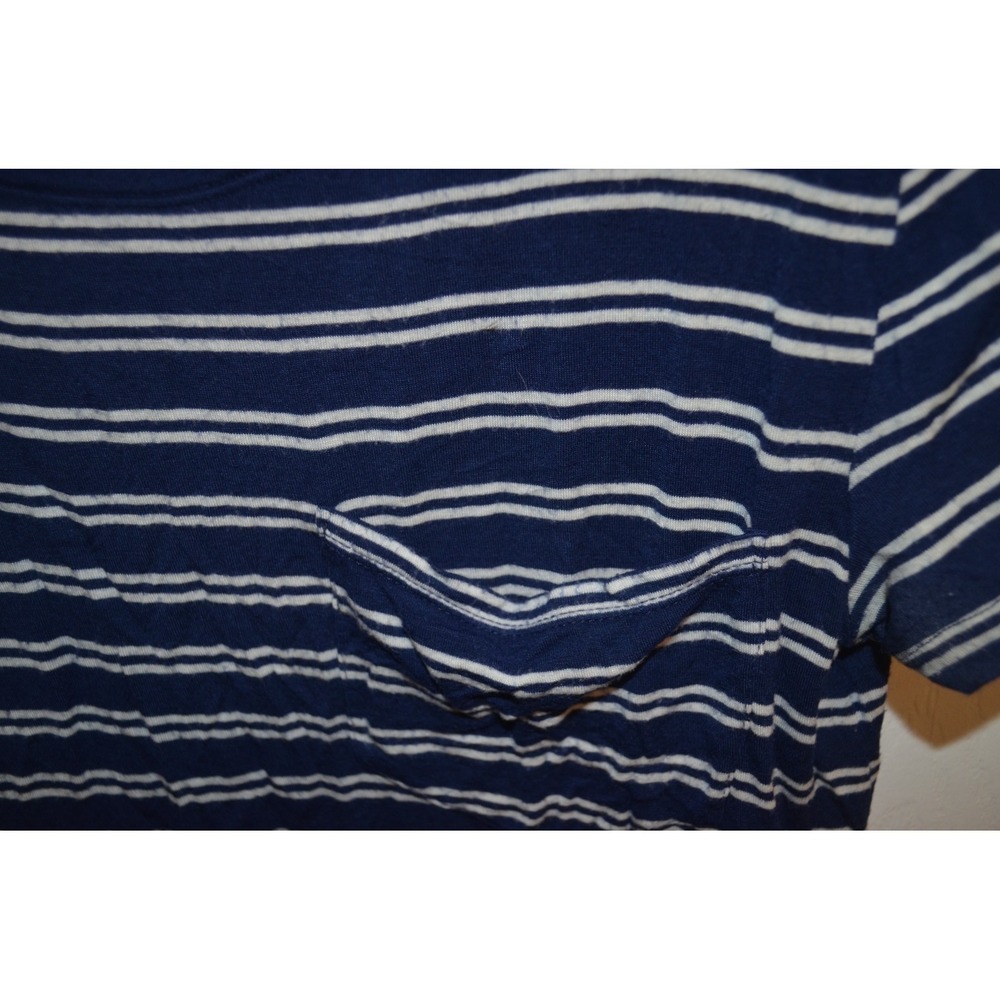 hollister xs blue and white striped shirt